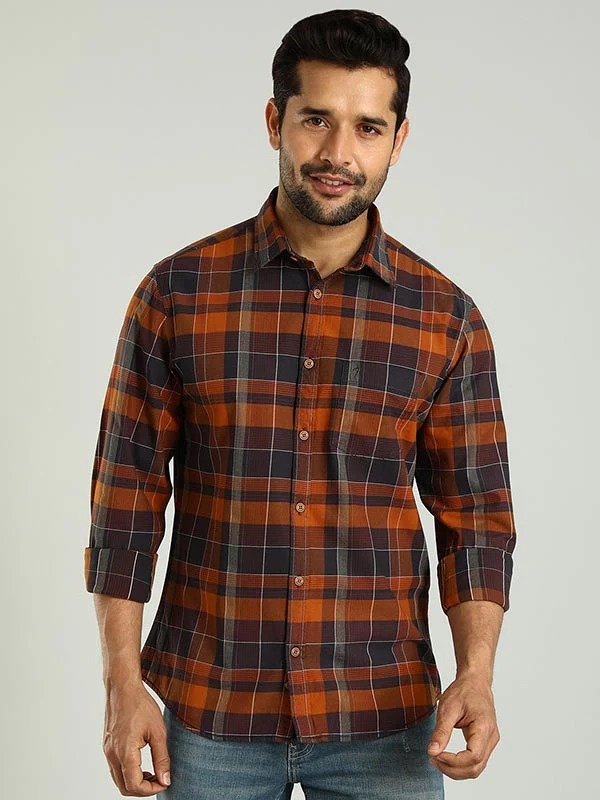 Indian Terrain Men's Slim Fit Full Sleeve Checkered Brown Shirt